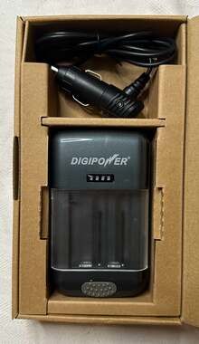 Digipower TC-U450 Universal Li-ion NiMH AA AAA Battery Charger with Car Adapter